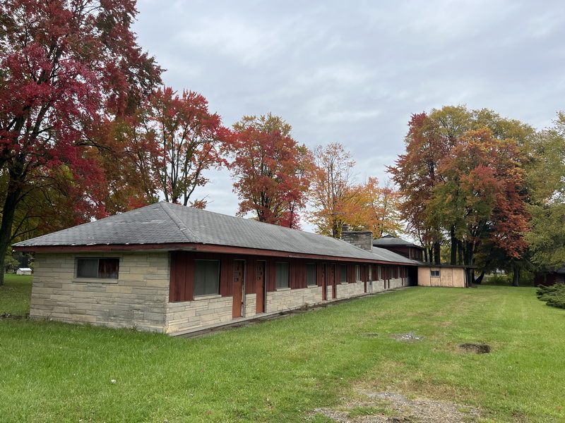 Timberlane Motel - Oct 22 2023 Photo (newer photo)